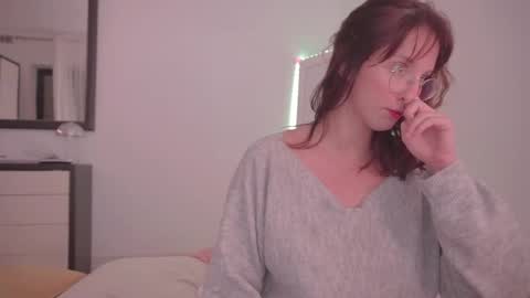 Ariel online show from November 17, 10:26 pm