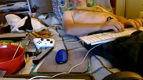 Snapshot of onemattu chatting on October 8, 7:39 am Mattu online show from October 8, 7:39 am