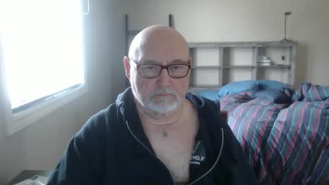 Snapshot of onemoretimebis chatting on May 10, 12:32 pm Onemoretimebis online show from May 10, 12:32 pm