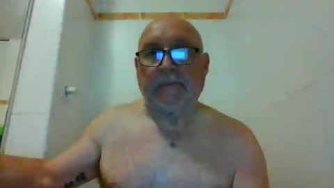 Snapshot of onemoretimebis chatting on June 18, 5:08 am Onemoretimebis online show from June 18, 5:08 am
