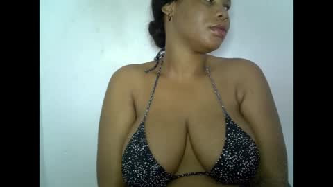 oneofdbestchubbygaloncb online show from May 1, 4:11 pm