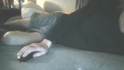 Oneofmany online show from March 25, 8:53 am