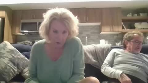 Snapshot of oneoften1000 chatting on December 16, 4:55 am couple mature milf bigboobs curvy mommydaddy online show from December 16, 4:55 am