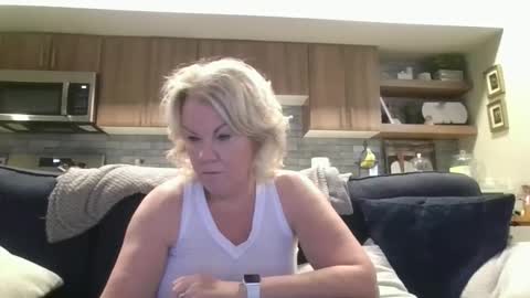 Snapshot of oneoften1000 chatting on December 23, 10:12 pm couple mature milf bigboobs curvy mommydaddy online show from December 23, 10:12 pm