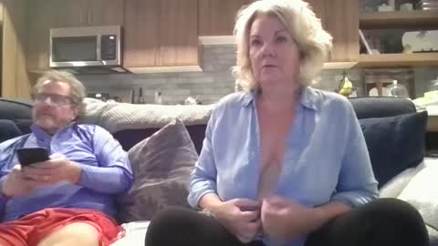 Snapshot of oneoften1000 chatting on December 24, 5:05 am couple mature milf bigboobs curvy mommydaddy online show from December 24, 5:05 am