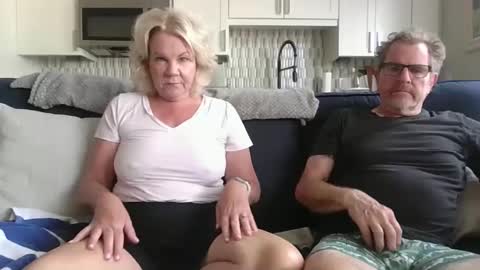 Snapshot of oneoften1000 chatting on February 28, 10:39 pm couple mature milf bigboobs curvy mommydaddy online show from February 28, 10:39 pm