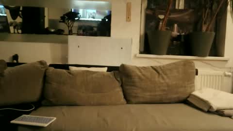 .....mICha..... online show from March 17, 5:11 am