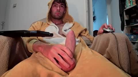 onesieboyx online show from October 10, 11:42 am