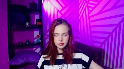 Snapshot of onessandra chatting on September 23, 3:20 am onessandra online show from September 23, 3:20 am