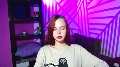 Snapshot of onessandra chatting on September 30, 7:35 am onessandra online show from September 30, 7:35 am