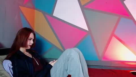 onessandra online show from March 16, 1:55 am