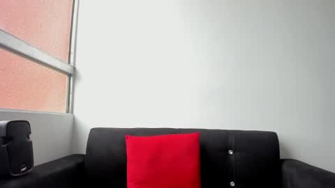 Snapshot of onion_knight420 chatting on May 30, 6:27 pm onion_knight420 online show from May 30, 6:27 pm