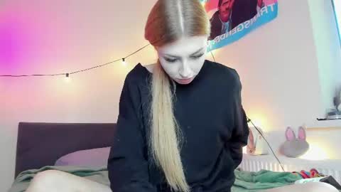 Iva online show from August 2, 2:15 pm
