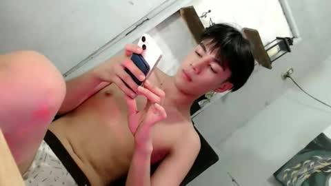 MAU online show from March 25, 12:11 pm