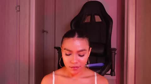 misssaray official online show from July 28, 1:12 am