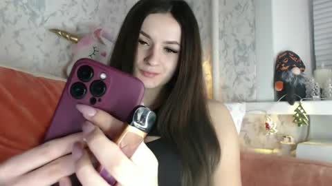 Snapshot of only_ubutterfly chatting on December 27, 7:14 pm Amalia online show from December 27, 7:14 pm