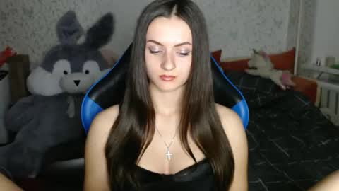 Snapshot of only_ubutterfly chatting on November 15, 6:37 pm Amalia online show from November 15, 6:37 pm