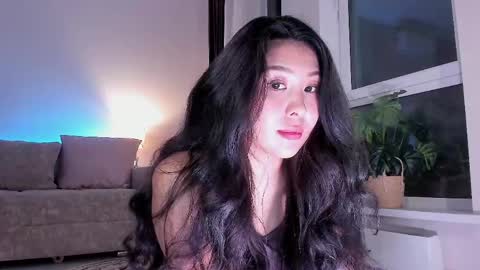 Amelia online show from April 8, 5:13 pm