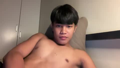 Snapshot of onlyjakee chatting on November 15, 9:06 am Jake online show from November 15, 9:06 am