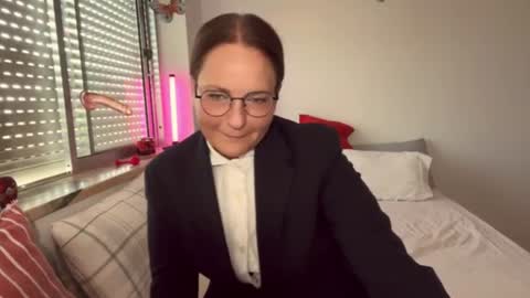 The cutest model on this site online show from June 21, 1:35 pm