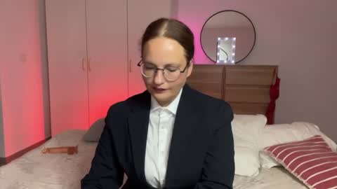 The cutest model on this site online show from July 10, 3:25 pm