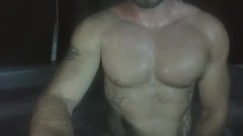 Snapshot of onlylooking4 chatting on June 4, 1:55 am onlylooking4 online show from June 4, 1:55 am