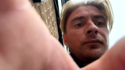 Snapshot of onlyloveyoutwice2016 chatting on October 14, 4:19 pm onlyloveyoutwice2016 online show from October 14, 4:19 pm