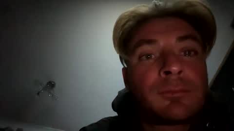 Snapshot of onlyloveyoutwice2016 chatting on October 24, 11:23 pm onlyloveyoutwice2016 online show from October 24, 11:23 pm