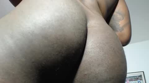 Snapshot of onlysexxxhard chatting on March 17, 12:15 am Latino hot online show from March 17, 12:15 am