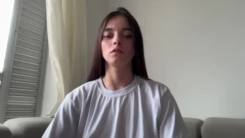 Snapshot of onlysophia chatting on June 1, 9:49 pm Sophia online show from June 1, 9:49 pm