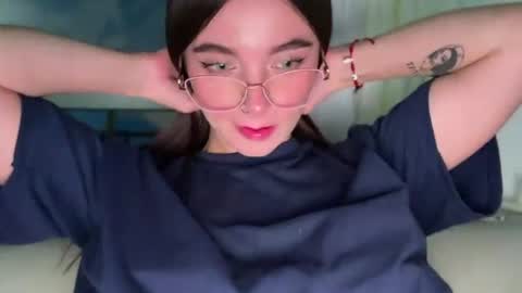 Snapshot of onlysophia chatting on June 16, 11:40 pm Sophia online show from June 16, 11:40 pm