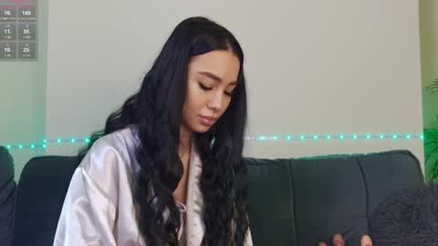 Xandra online show from January 17, 8:56 am