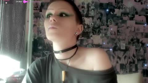 Snapshot of onyx_odyssey chatting on September 21, 11:28 pm Onyx online show from September 21, 11:28 pm