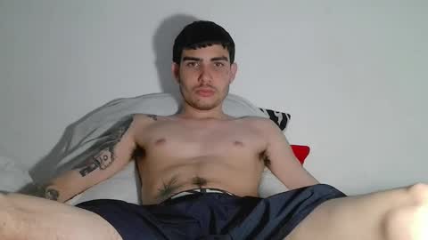 onzas_ online show from March 25, 4:51 am