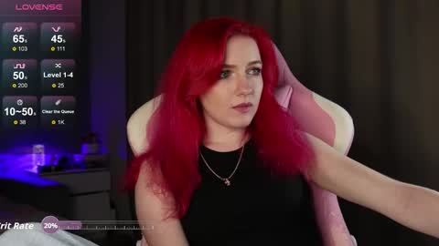 Snapshot of ooliviaa chatting on October 8, 9:56 pm Hannah online show from October 8, 9:56 pm