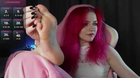 Snapshot of ooliviaa chatting on November 12, 1:44 pm Hannah online show from November 12, 1:44 pm