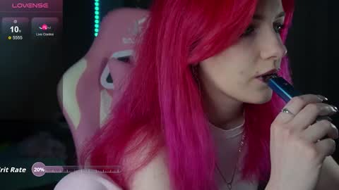 Hannah online show from December 21, 4:03 pm