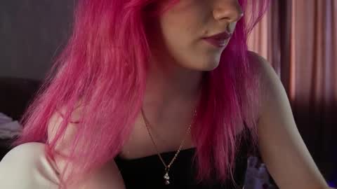 Snapshot of ooliviaa chatting on March 14, 1:16 pm Hannah online show from March 14, 1:16 pm