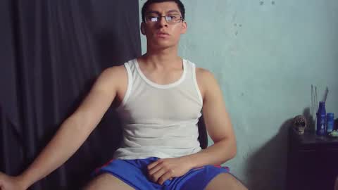 oomaurooo online show from March 24, 7:41 pm