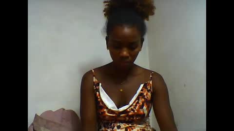 Snapshot of oooorazanasoa chatting on June 8, 8:58 am oooorazanasoa online show from June 8, 8:58 am