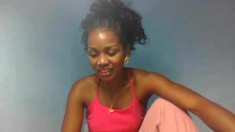 Snapshot of oooorazanasoa chatting on July 21, 6:38 am oooorazanasoa online show from July 21, 6:38 am
