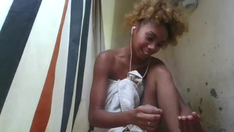 oooosoavizara online show from June 13, 8:34 am