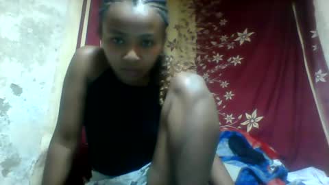 oooozafiette online show from June 28, 5:19 pm