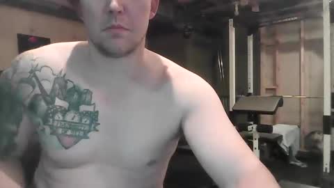 Snapshot of open_torequest chatting on November 18, 10:14 pm open_torequest online show from November 18, 10:14 pm