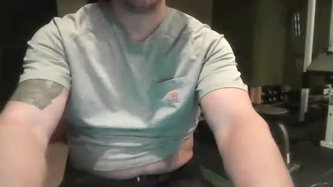 Snapshot of open_torequest chatting on November 19, 9:15 pm open_torequest online show from November 19, 9:15 pm