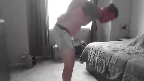 Snapshot of open_torequest chatting on November 25, 8:09 pm open_torequest online show from November 25, 8:09 pm