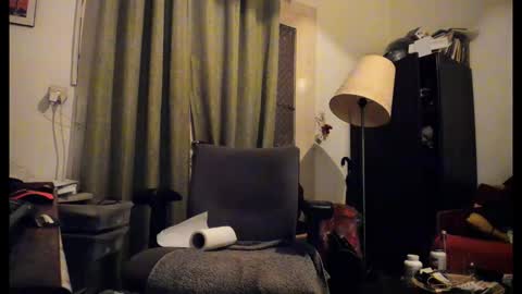 Snapshot of optimala chatting on February 24, 12:25 pm Hornny online show from February 24, 12:25 pm