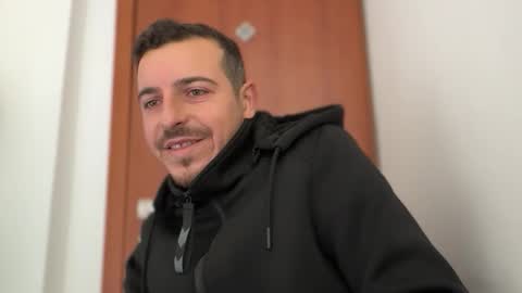 or online show from December 14, 10:20 am