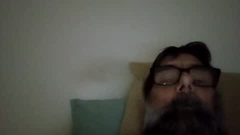 oralluver1964 online show from May 29, 1:03 am