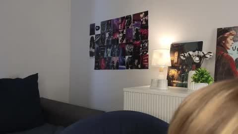 Emma online show from January 24, 8:02 am